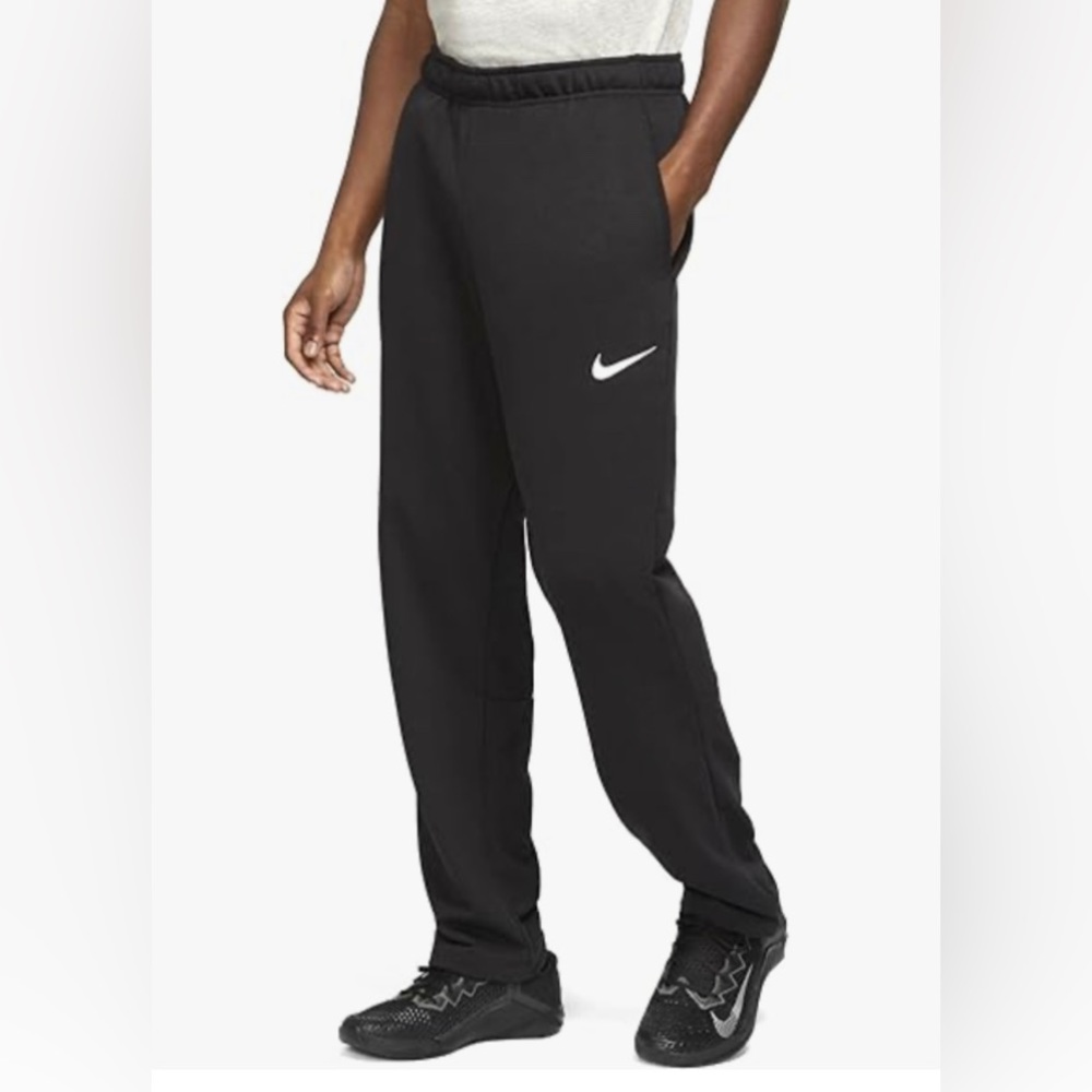 Nike Men’s Dri-Fit training pants size XL